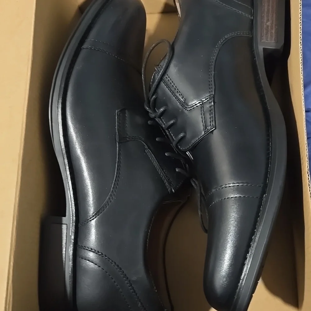 Dockers Black Oxford Cap-Toe Dress Shoes